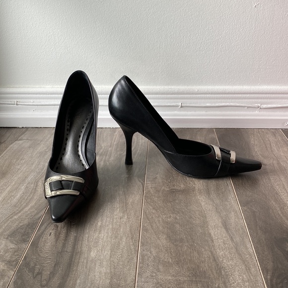 Women’s BCBGirls pointed black heels - Picture 6 of 11